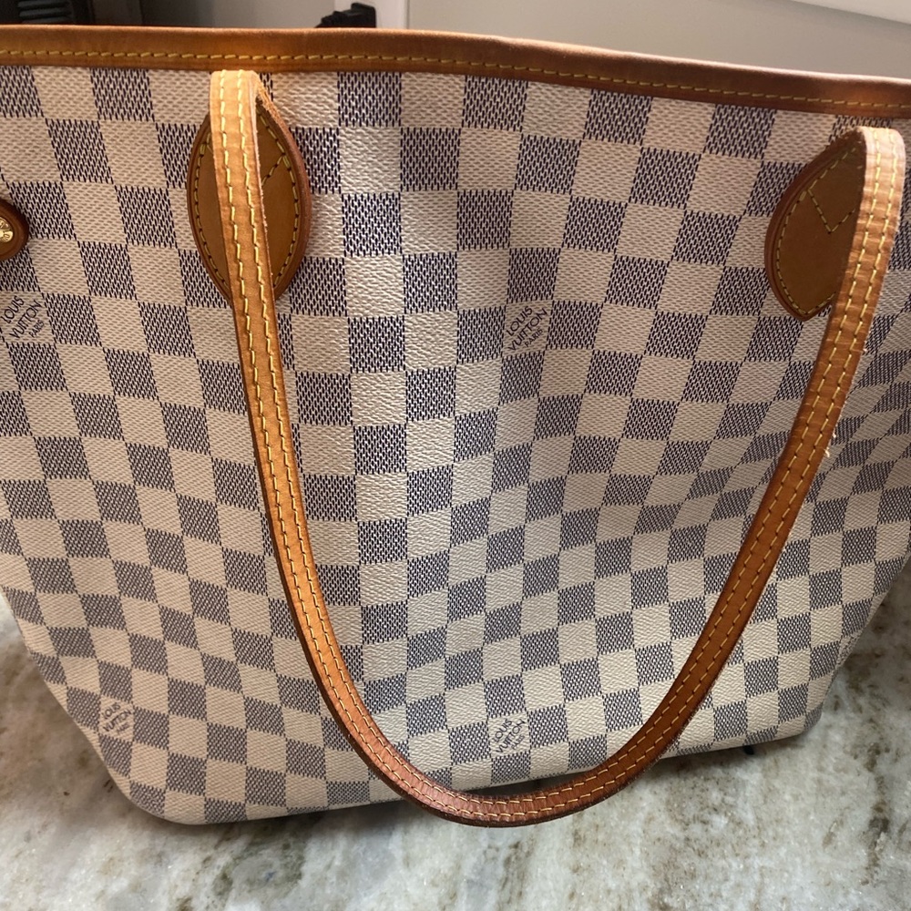 Louis Vuitton Neverfull MM